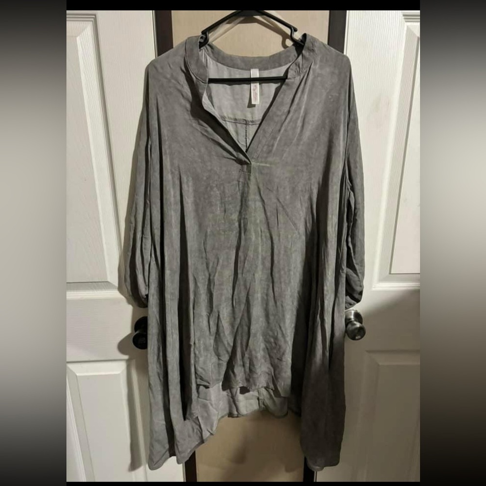 Grey dress